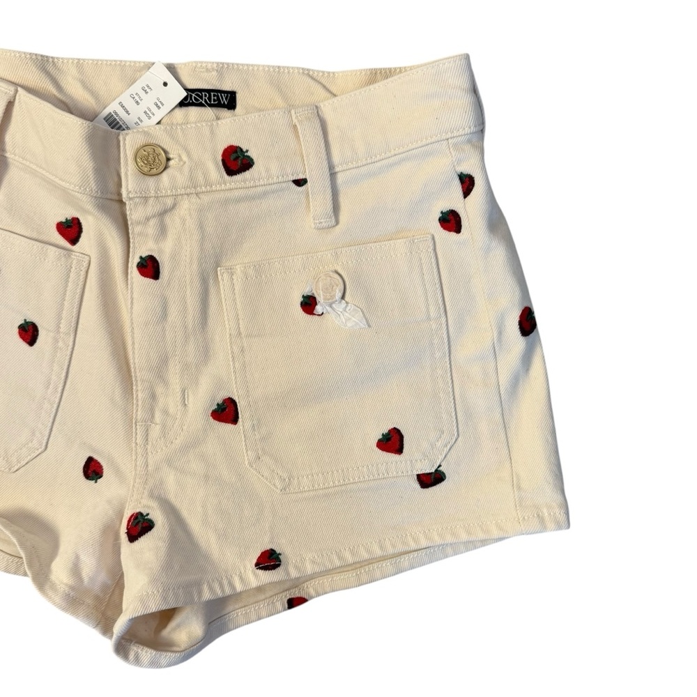 J.Crew New Mini 2” Denim Short in Embroidered Strawberries Ecru  Beach Boardwalk - Picture 8 of 8